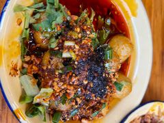 -拈签一笑黄牛肉辣卤串串