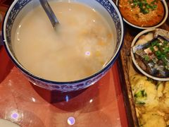 -鱼满舱·鲜活海鲜·正宗鲁菜