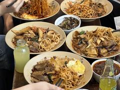 -方铲铲·成都板凳面(滨江银泰店)