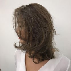 -变画·发型STUDIO