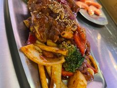 -马路牙子地桌烤肉(工体店)