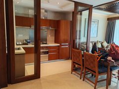 -三亚湾海居铂尔曼度假酒店