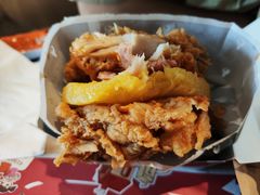 培根鸡腿重磅肉霸堡-肯德基(黄岩吾悦店)