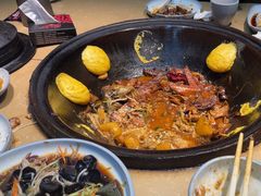 -万里闯关东铁锅炖菜馆(高新旗舰店)