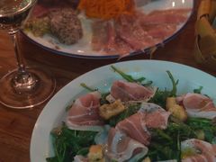 火腿西柚沙拉-羽深肉铺 Steak & Wine