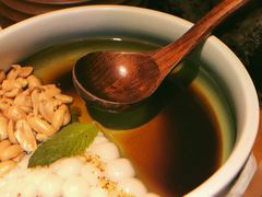 -吃饭皇帝大土家民族菜(正大广场店)