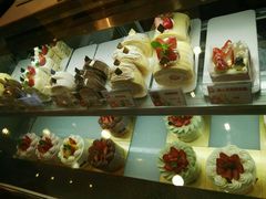 -花花卷卷·鲜食蛋糕(静安久光百货店)