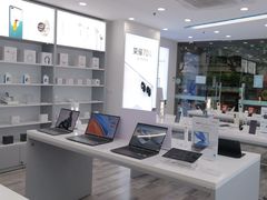 -荣耀授权专卖店(黄浦浙江中路店)