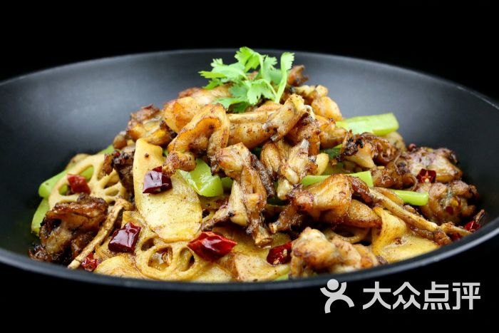 干锅牛蛙