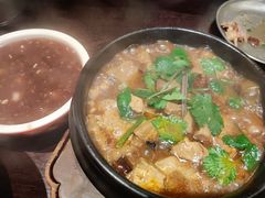 -古都历食南京菜·烤鸭·鸭血粉丝·汤包(南京博物院店)