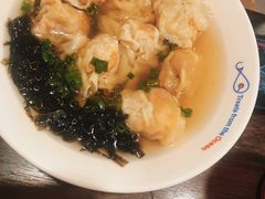 馄饨竹升面-全渔村小海鲜