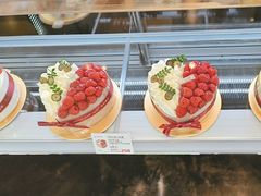 -花花卷卷·鲜食蛋糕(静安久光百货店)