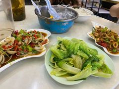 -覃记海鲜美食餐厅