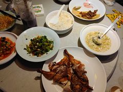 -外婆私房菜(新亚百货店)