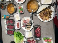 -张哞哞·鲜切牛肉自助火锅(高德置地店)