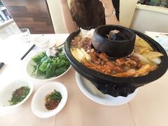 腾冲土锅子-云腾食府·云南菜