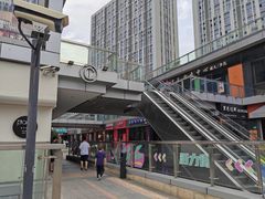 -视野联行眼镜·蔡司·尼康·豪雅·依视路(青浦宝龙店)