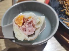 咸蛋黄鲜肉大馄饨-样样体面(宝安支路店)