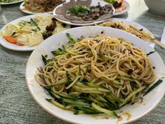 -正宗胖子抻面馆(岭东路店)