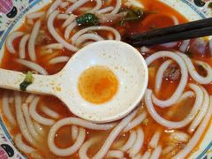 -鑫花溪牛肉米粉(人民广场店)