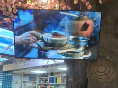 -南海底小海鲜·湘菜(鲁巷吴家湾店)