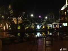 -曼谷湄南河畔华美达广场酒店