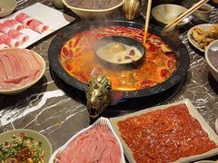 -渝大狮毛肚老火锅(遂宁万达店)