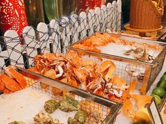 -大中华希尔顿酒店-念自助餐·嗨啤·小龙虾