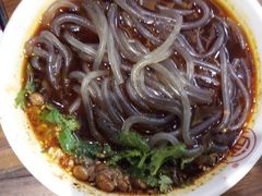 -万记麻辣烫国展总店
