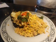 -大头虾越式风味餐厅(光明广场店)