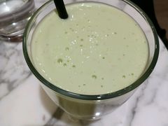 牛油果酸奶-不正咖啡(万达尊店)