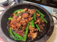 干锅牛蛙-绿茶餐厅(华信Mall店)