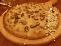 -玛格萝妮比萨屋(四平店)