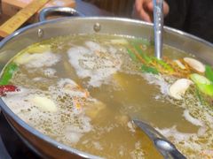 -乡土黄·鲜牛肉火锅·小龙虾(兴业街店)