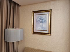 -广州国德国际大酒店(太古汇石牌桥地铁站店)