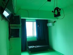 -VR间客漫虚拟现实体验馆(汉街店)