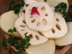 -白乐天毛肚火锅馆(解放碑店)