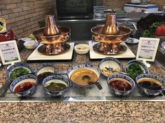 -亮马河饭店翠雅咖啡厅