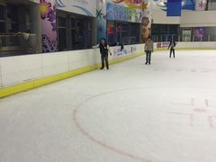 -冠军冰场CHAMPION RINK(百联又一城店)