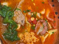 -成都你六姐·牛肉冒菜(信泰中心商场店)