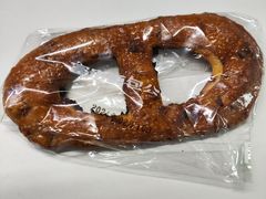 富贵猪鼻子-富贵面包公司(运河店)