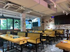 大堂-新疆烧烤王(广灵店)