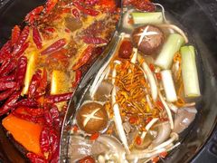 -九牧鱻·渝老鬼重庆火锅(人民路店)