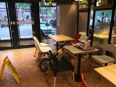 -肯德基(珠峰店)