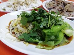 豆芽拼水东芥-水东兴记鸭粥店(茂名店)