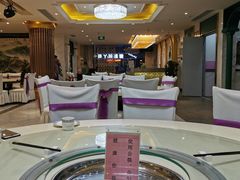 -穆隆斋清真大饭店(串窑街店)