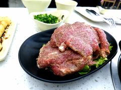 -牛知府云南菌汤鲜牛肉火锅(肖家湾店)