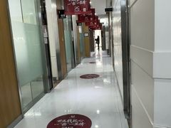 -雅悦齿科(顾村公园店)