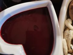-老牌坊云南鱼豆花火锅(哈西万达店)