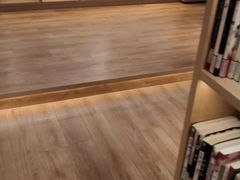 -漕河泾街道图书馆(漕河泾社区文化活动中心店)